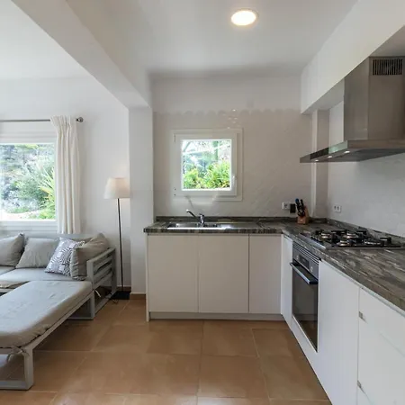Holiday home Beachhouse Sa Barca