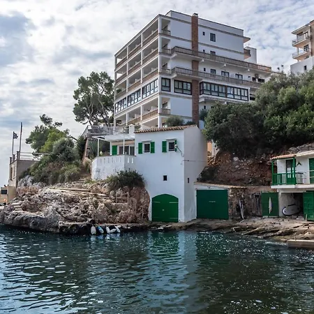 Holiday home Beachhouse Sa Barca Santanyi